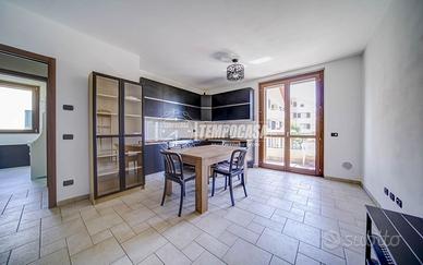 SAMARATE - QUADRILOCALE CON BOX DOPPIO