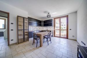 SAMARATE - QUADRILOCALE CON BOX DOPPIO