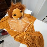 travestimento carnevale leone