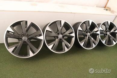 Cerchi in lega Audi Q4 Sportback Q5 E-Tron 20
