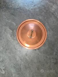 coperchio in rame con manico in ottone