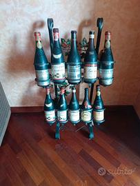 Portabottiglie in ferro battuto+ 10 bottiglie  