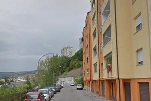 Luminoso appartamento con garage in Via Ionio