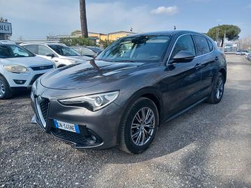 Alfa Romeo Stelvio 2.2 Turbodiesel 180 CV AT8 RWD 