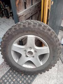 Gomme e cerchiin lega  fuoristrada  235/65 R17