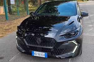 Nuova Clio Esprit Alpine Full Hybrid e-Tech 160CV