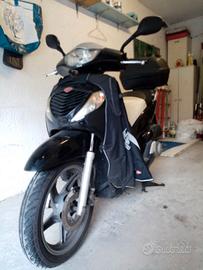 SH 150 IN BUONO STATO