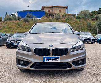 Bmw 2er Active Tourer 220d xDrive Luxury aut.