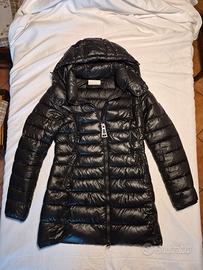 piumino lungo nero lucido Monte Cervino