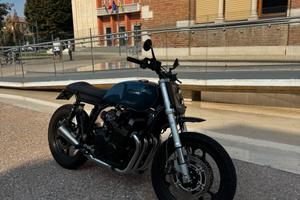 Yamaha XJ900 Cafe Racer
