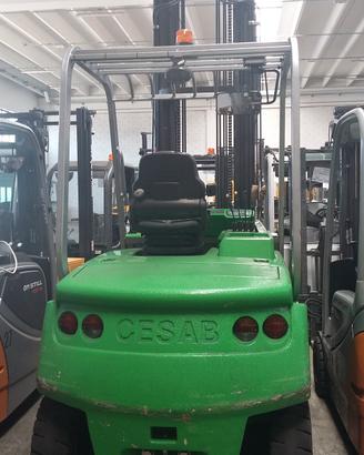 CARRELLO ELEVATORE USATO CESAB Mod. MAK 450