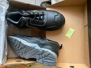 Scarpa antinfortunistica nuova tg39
