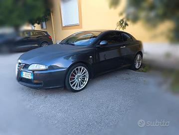 Alfa romeo gt - 2.0 jts 2004