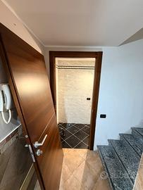 Porta ferrero legno 80x210