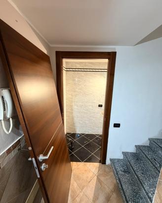 Porta ferrero legno 80x210