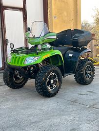 Quad Arctic cat 1000