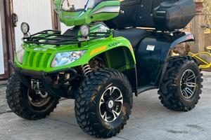 Quad Arctic cat 1000