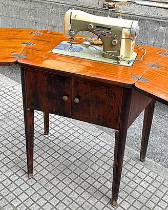 Macchina da cucire vintage