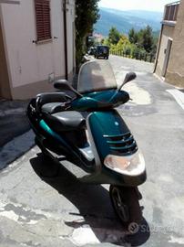 scooter hexagon 125