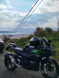Kawasaki Ninja 500 2025 come nuova