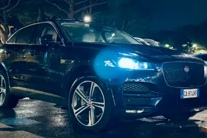 Jaguar F-pace prestige 2.0d 180cv