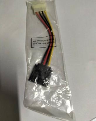 Adattatori Power da 4 pin a Power SATA