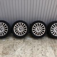 Cerchi e pneumatici originali Volvo