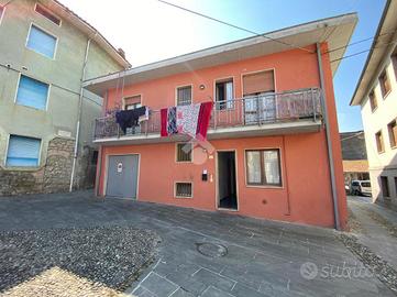 CASA SEMINDIPENDENTE A CASAZZA