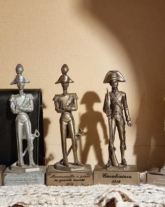 carabiniere collezione statuine