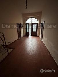 Casa semindipendente con garage a Zafferana Etnea