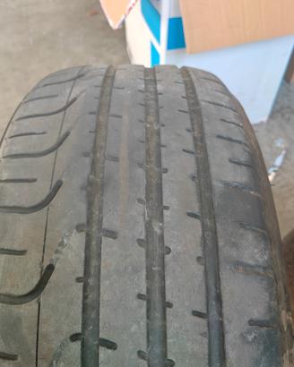 Pirelli PZERO 255 40 r 19 