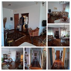 Appartamento con soffitta + box auto Via Mar Egeo