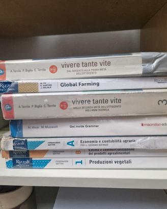 LIBRI SCOLASTICI  SUPERIORI