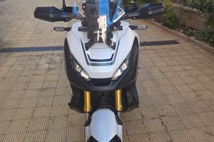 Honda x adv 750 (7/2018)