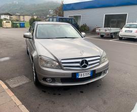 Mercedes-benz C 220 anno 2009 280.000km