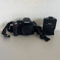 Nikon D5100 Digitale SLR corpo macchina e carica