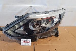 NISSAN QASHQAI J11 FANALE ANTERIORE SINISTRO LED