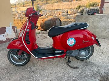 Vespa GTS SUPER 2008