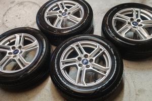 Cerchi in lega Ford originali con gomme