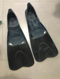 Maschera tubo e pinne per bambini