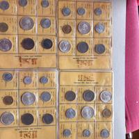 10 CONFEZIONE 1970 CON 500/1000 LIRE Ag EURO 520