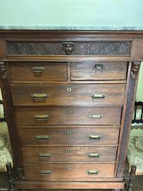cassettone antico in legno massello