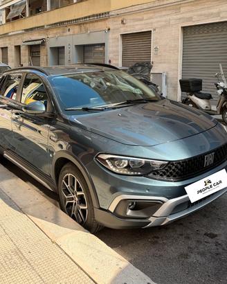 Fiat Tipo 1.6 Mjt Cross **PER POCHI GIORNI**