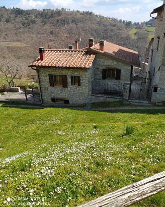 Grazioso terra-tetto a Chiusi della Verna (AR)