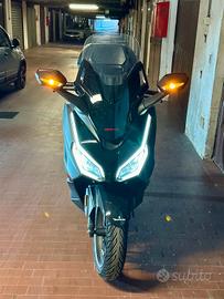 scooter Honda forza 350