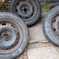 cerchi Peugeot con gomme invernali 