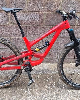 YT CAPRA 29