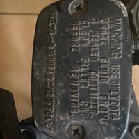 Pezzi ricambio manubrio scooterone yamaha