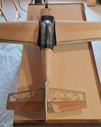 Extra 300 Kyosho aereo rc