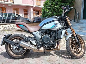 Cf Moto 700CL-X